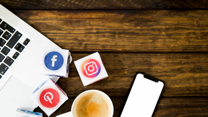 The Definitive Guide to Advertising on Facebook and Instagram
