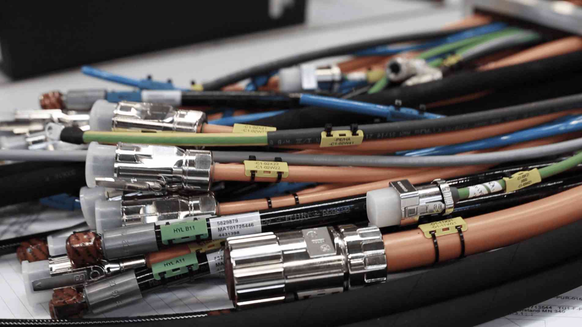How to Choose the Right Cables in Pakistan: Home or Business