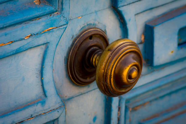 Exploring the Charm of Vintage Door Knobs and Antique Cabinet Hardware